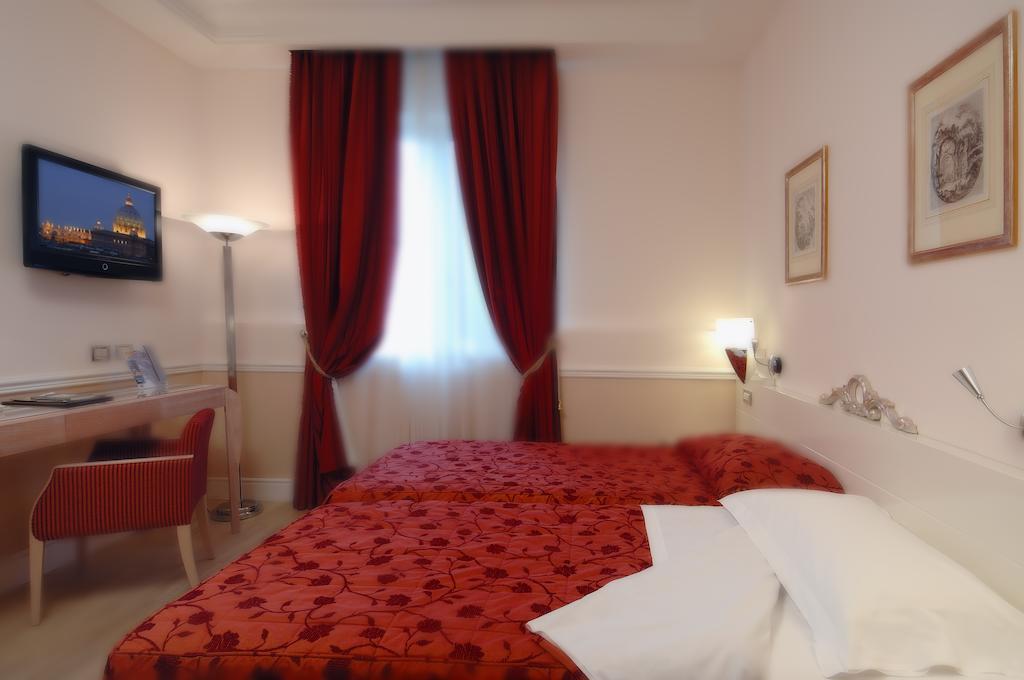 Giulio Cesare Hotel 4*